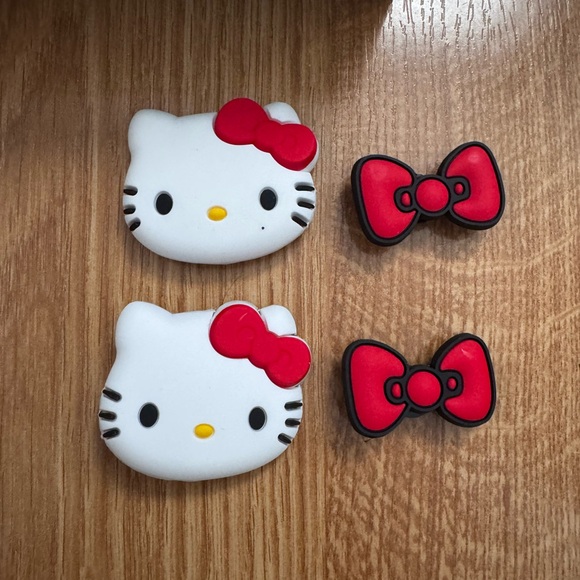 {Hello Kitty} bundle - Picture 8 of 16